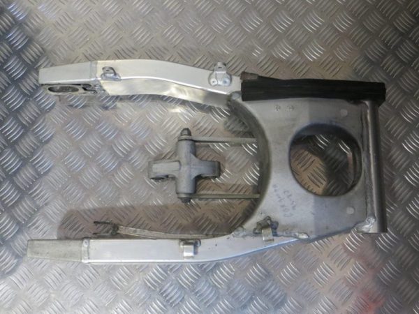 Braço Oscilante Honda CBR900RR 94-97 - Image 3