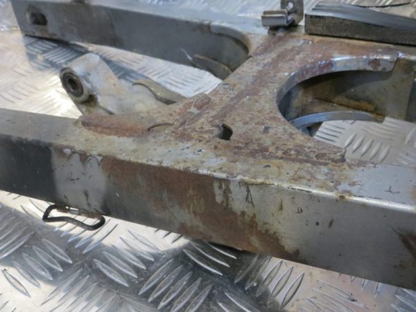 Braço Oscilante Kawasaki ZZR250 90-05 - Image 2