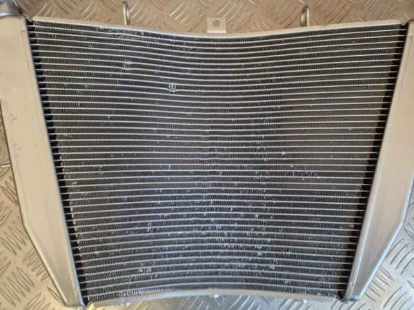 Radiador de Água Suzuki GSXR1000 K5/6 05-06 - Image 6