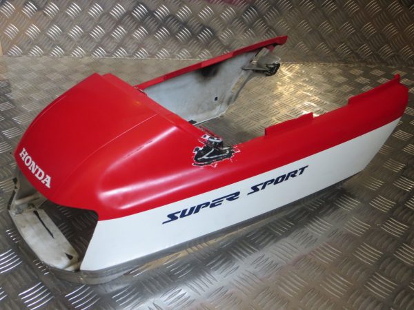 Carenagem Traseira Honda CBR1000F 90-92 - Image 3