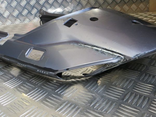 Carenagem Traseira Yamaha FJR1300 01-05 - Image 3