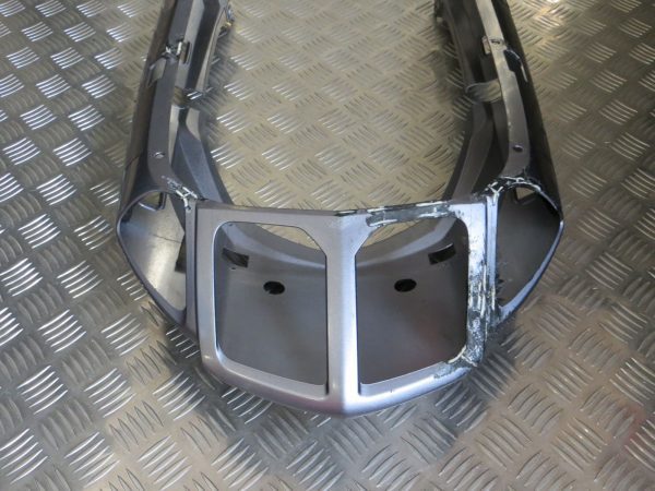 Carenagem Traseira Yamaha FJR1300 01-05 - Image 5