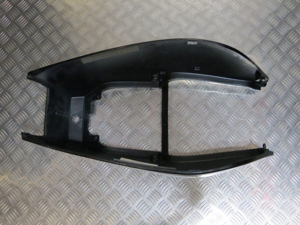 Carenagem Traseira Yamaha FZR400 90-94 - Image 5