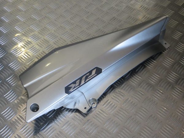 Tampa Lateral Direita Yamaha FJR1300 06-11 - Image 2