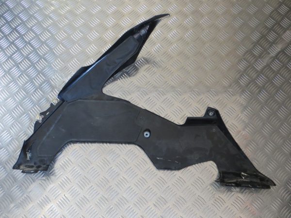 Bico Direito Yamaha YZF R1 04-06 - Image 3