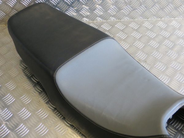 Banco Único Honda VFR750F 90-93 - Image 2