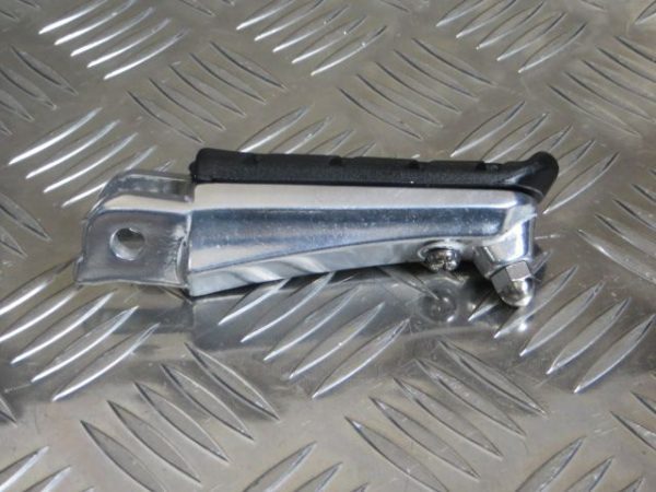 Pousa Pés Direito Honda CBR600F 99-00/ CBR600 Sport/ CBR1100XX 99-07/ VFR800 02-10/ CB600F 07-12 Hornet - Image 2