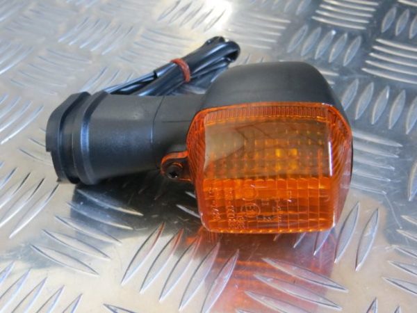 Pisca Frente Esquerdo/Direito Kawasaki ZX6R 95-97 /ZX9R 94-97 /KLE 500 /ZXR750 - Image 2