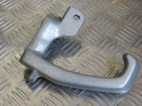 Pega Trás Esquerda Honda VFR750 90-93 - Image 3