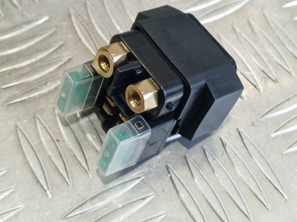 Relé de Arranque / Bobine Chamada Yamaha YZF R6 99-02/ YZF R1 98-10/ FJR1300 01-07/ FZS600 98-03/ FZS1000 01-05/ FZR600 94-95/ TDM850 96-01/ YZF600R Thundercat / TDM900/ TRX850/ MT-03 - Image 3