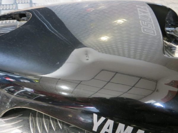 Tampa Depósito Yamaha FZX750 - Image 7