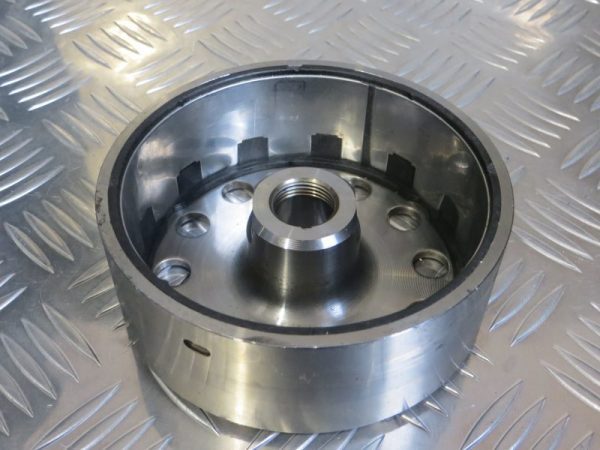 Volante Magnético Suzuki GSXR750 Srad Injeção - Image 2