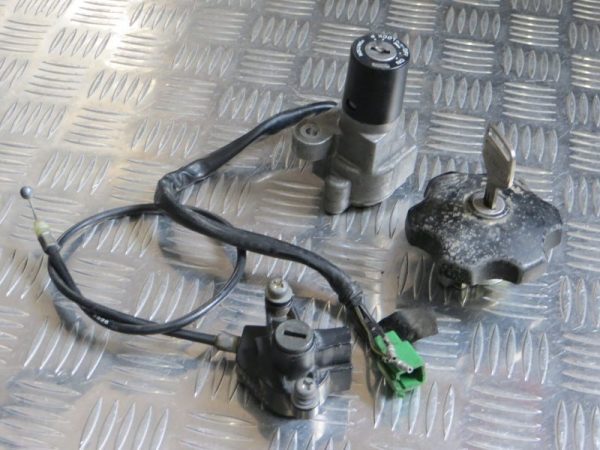 Kit de Fechaduras Suzuki DR650RS 89-93 - Image 2