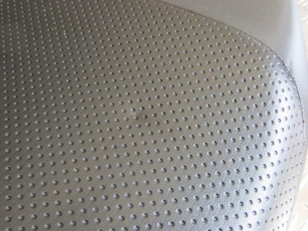 Banco Único Suzuki GSF600 00-04 Bandit - Image 3