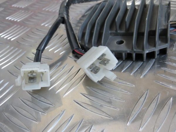 Rectificador Kawasaki ZX6R 636 05-06 - Image 3