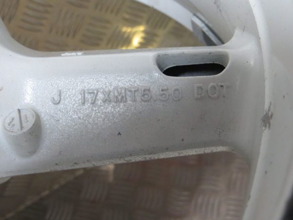 Jante Traseira Suzuki GSXR750 00-03 - Image 3