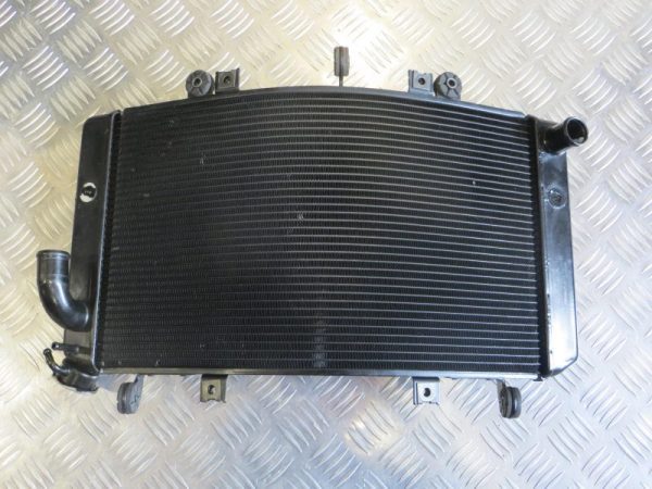 Radiador Suzuki GSXR1300 Hayabusa 08-17 - Image 3