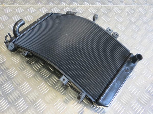Radiador Suzuki GSXR1300 Hayabusa 08-17 - Image 4