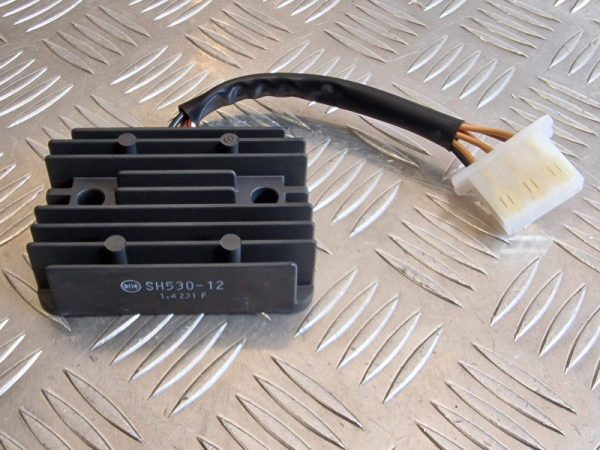 Rectificador Kawasaki EN500 91-01/ GPZ500 87-03/ KLE500 91-07/ ZZR250 90-03 - Image 2