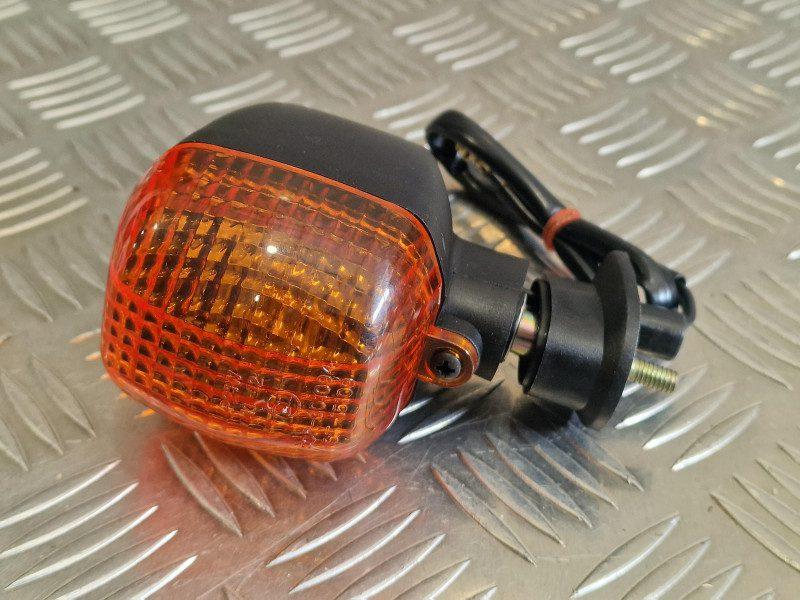 Pisca Frente Direito Yamaha FZR600 /YZF600R Thundercat /YZF1000R Thunderace/ TRX850/ YZF750R