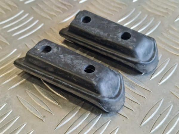 Borrachas de Pousa Pés Condutor Honda CB500/ CB600F/ CB750/ CBF/ VFR800/ VTR1000/ XL1000V / CBR1100XX - Image 2