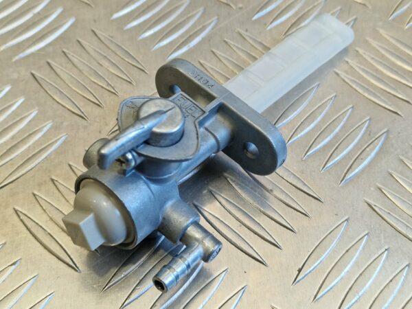 Torneira de Gasolina Suzuki GN125 94-98/ GN250 85-97 - Image 3