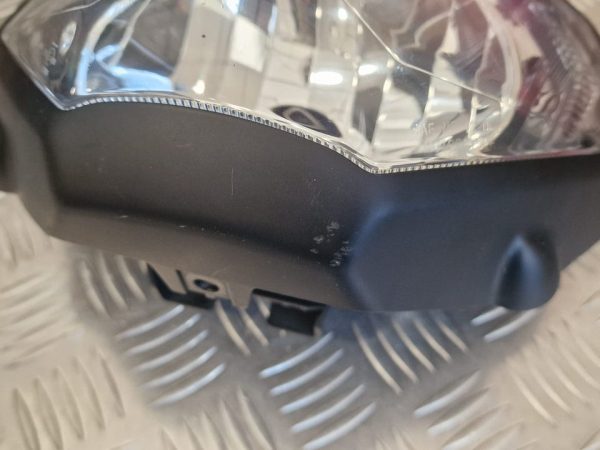 Óptica de Farol Yamaha MT-09 2014-2016 - Image 2