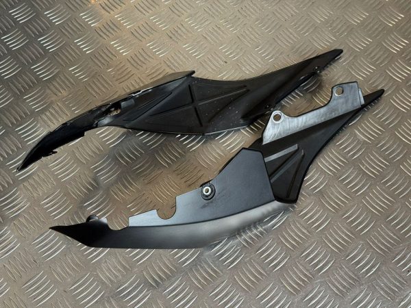Laterais Traseiras Yamaha YZF R1 15-19 - Image 5