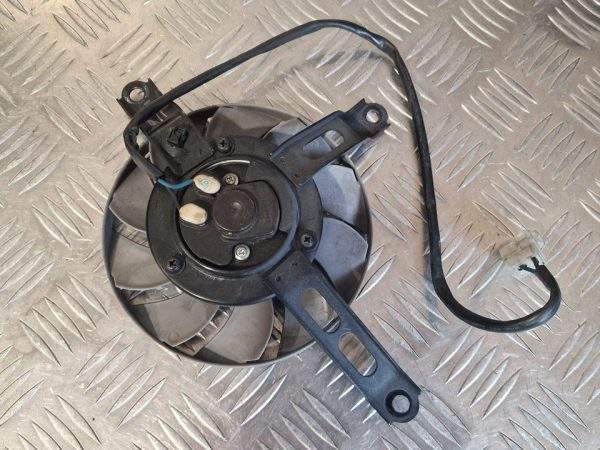 Ventoinha Direita Yamaha YZF R1 15-19 - Image 2