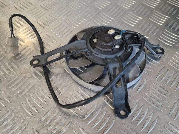 Ventoinha Direita Yamaha YZF R1 15-19 - Image 3