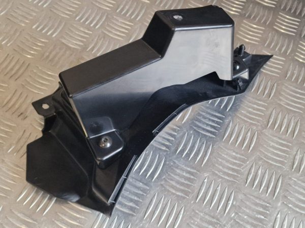 Forra Esquerda Superior Yamaha YZF R1 15-19 - Image 4