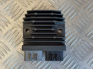 Rectificador Kawasaki ZX10R 04-15/ Suzuki GSXR1000 17-21
