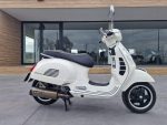 Vespa GTS 300 Super, 2011
