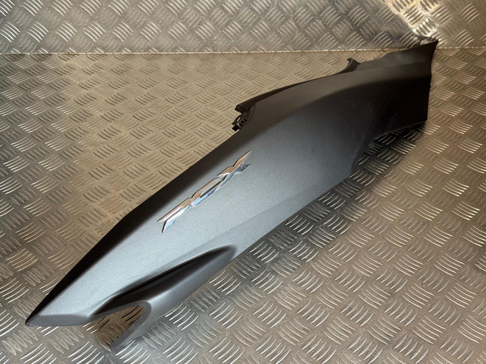 2 Carenagem Lateral Trás Direita Honda PCX125 2014-2017 - Image 1