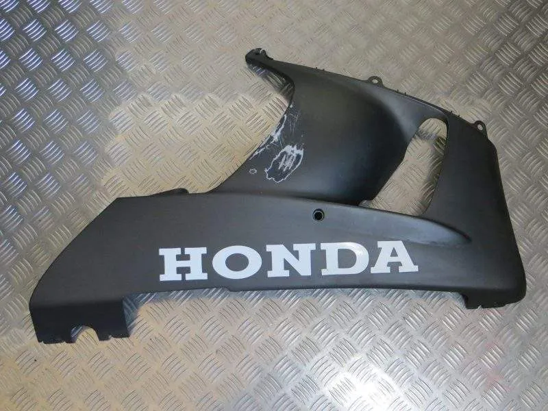img_1054-2 Bico Direito Honda CBR900RR 929 00-02 - Image 1
