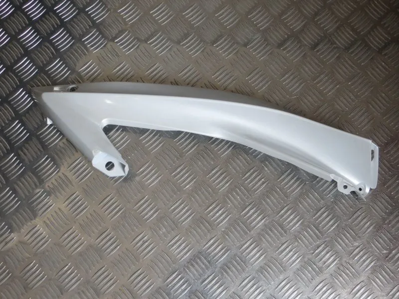 img_18265-2 Lateral Superior Direita Yamaha YZF R6 06-07 - Image 1