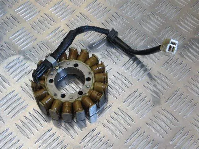 img_3620 Estator Honda CBR600F 99-00 - Image 1