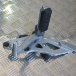 Suporte Direito Condutor Suzuki GSXR1100 93-98